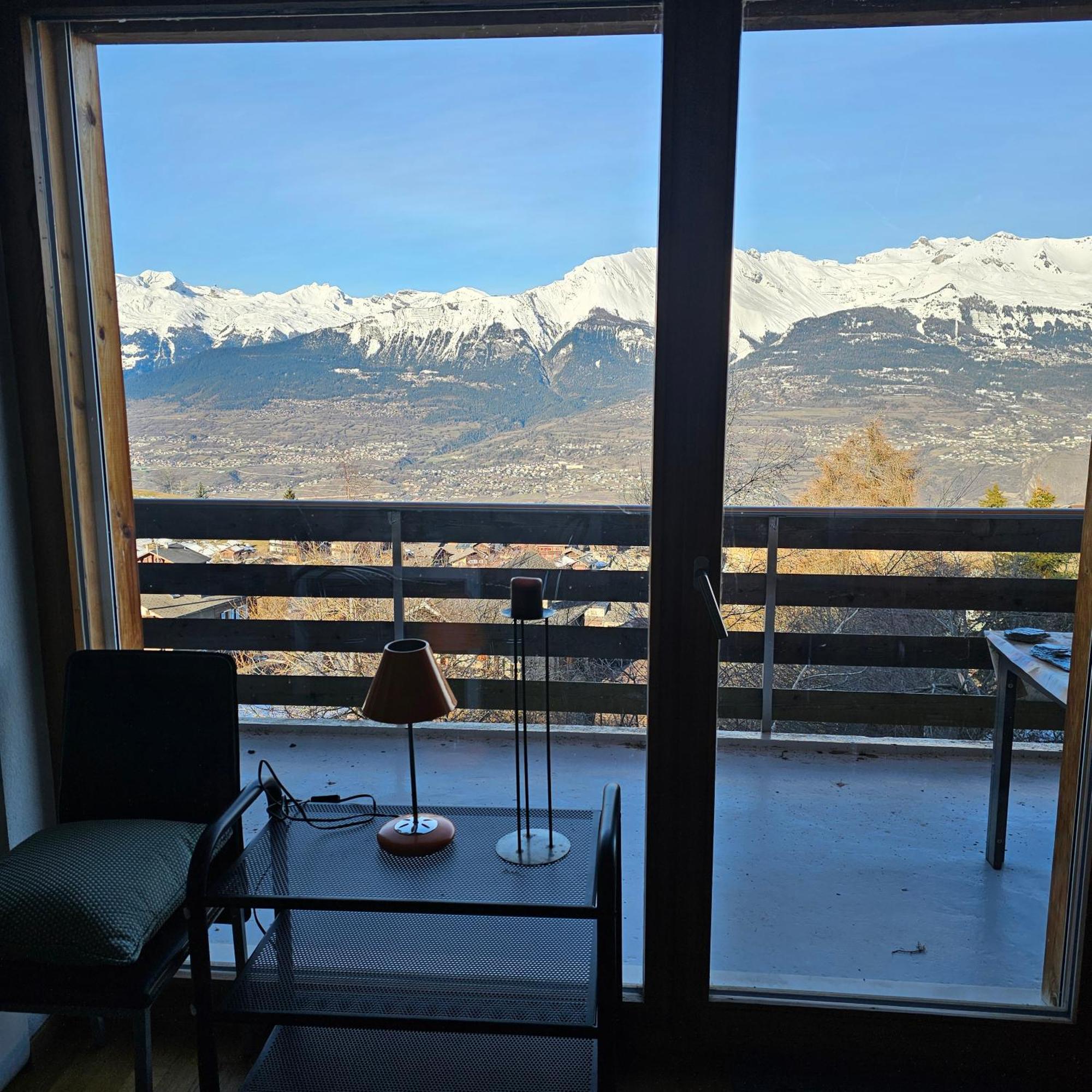 Appartement Meuble A Louer A Nax Exterior foto